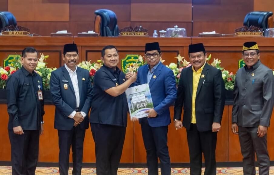 DPRD dan Bupati PPU Setujui Perubahan APBD 2025 Senilai Rp2,44 Triliun